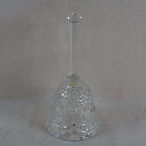 VTG Zajecar, hand cut 24% Lead Crystal Yugoslavian Bell 8 inches tall X 3.5 dia. - Picture 1 of 6